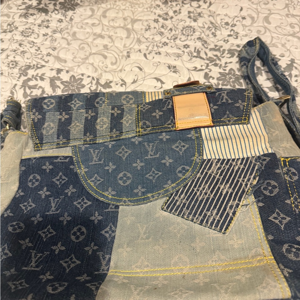 Louis Vuitton Denim Patchwork Shoulder Bag - Picture 4 of 15